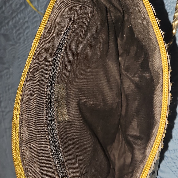 Gold Warren Reed Crossbody - Picture 4 of 5